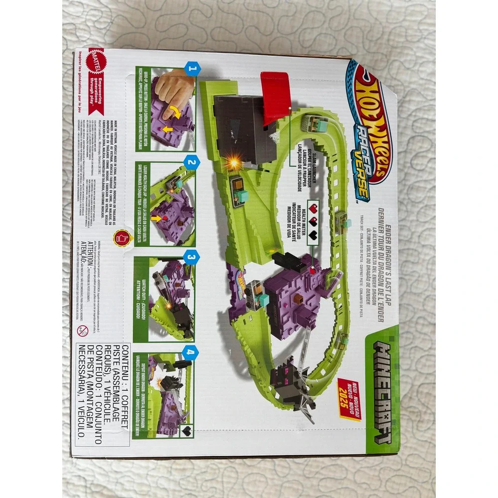 Hot Wheels Racer Verse Minecraft Ender Dragon's Last‎ Lap Track Set Steve
